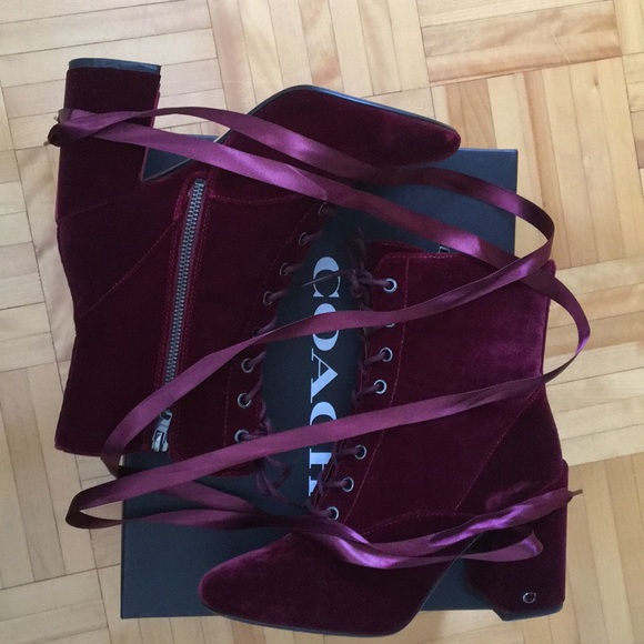 Authentic Edie Velvet Coach Boots🍷 - Picture 5 of 7